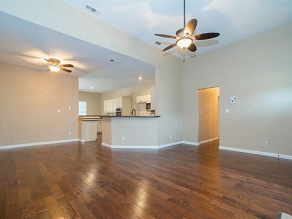 3rd image of 311 S 4th St