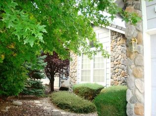 215 Falling Water Ct, Reno, NV 89519