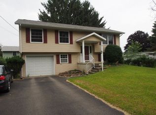 4 Jay Allen Dr, Painted Post, NY 14870