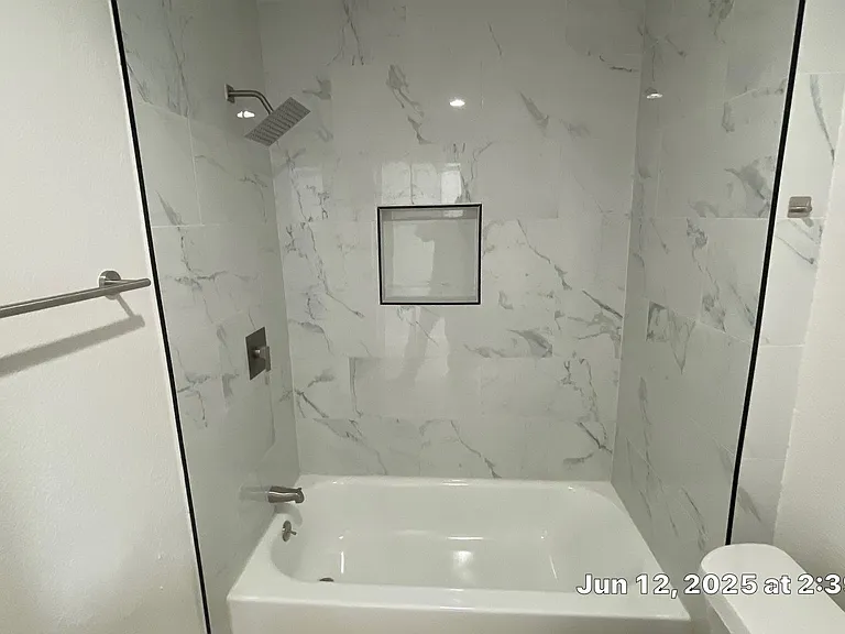 3404 Moulton St — Photo 7