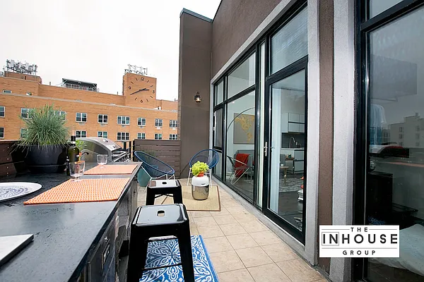 Sold by The InHouse Group | media 13