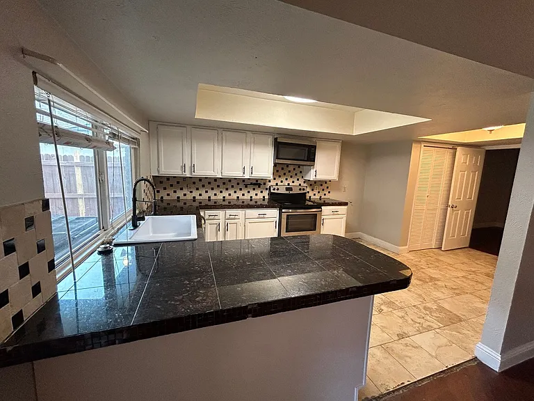 2809 Dove Meadow Dr — Photo 16