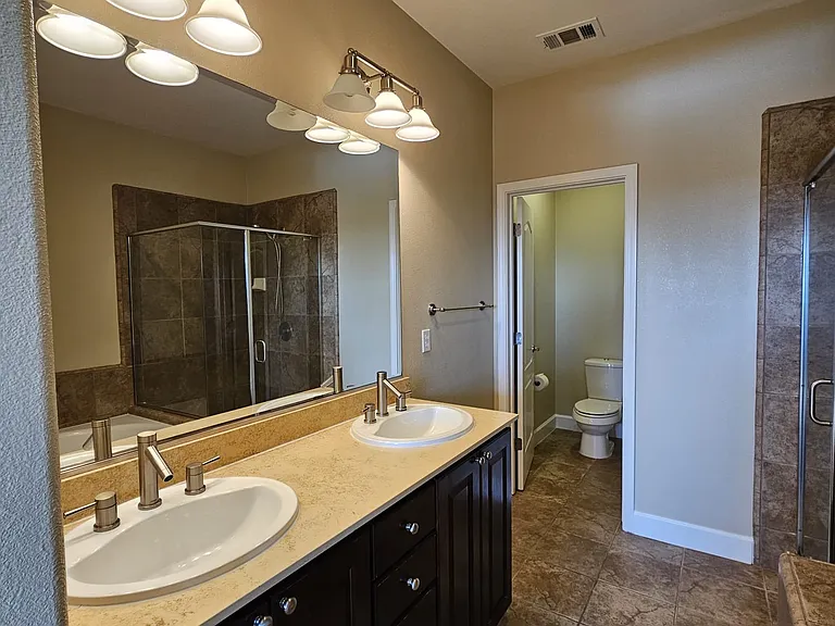 205 Pender Ln — Photo 15