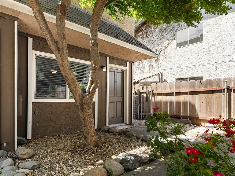 OSM Properties Homes & Apartments — Photo 58