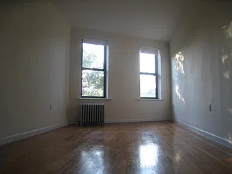 Rented by Alexiou Realty