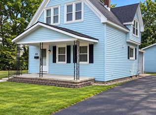 313 W 1st St, Fairmount, IN 46928