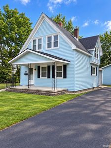 313 W 1st St, Fairmount, IN, 46928
