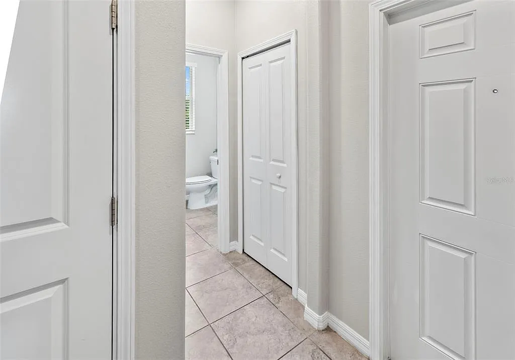 3 bed, 2.5 bath, 1787 sqft, $2,150 — Photo 3