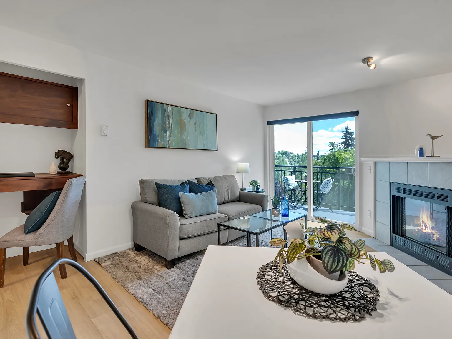 1 bed, 545 sqft, $1,995 — Photo 4