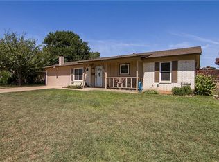 721 E Prairie View Rd, Crowley, TX 76036