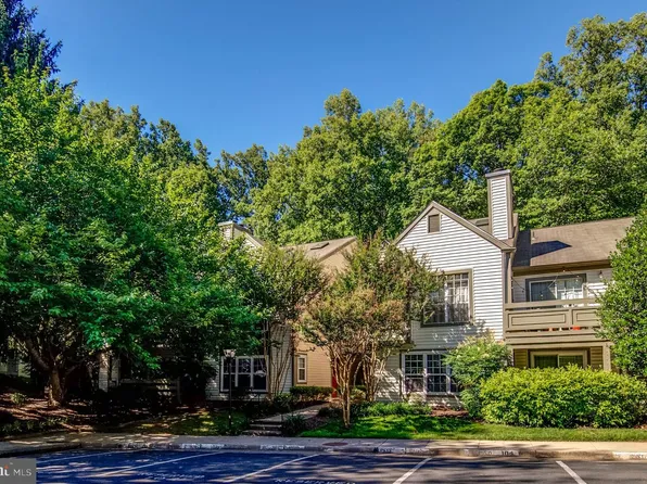 11701 Karbon Hill Ct APT C, Reston, VA 20191