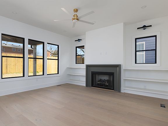 2nd image of 429B Basswood Ave