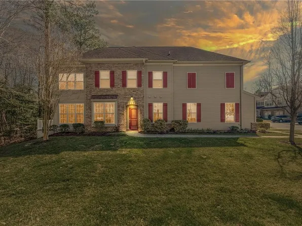 2208 James River Trl, Carrollton, VA 23314