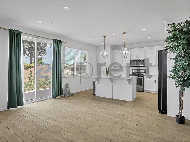 6130 W Norwich Ave #6130 — Photo 11