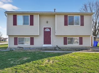 5253 Golden Fern Ln, Columbus, OH 43228