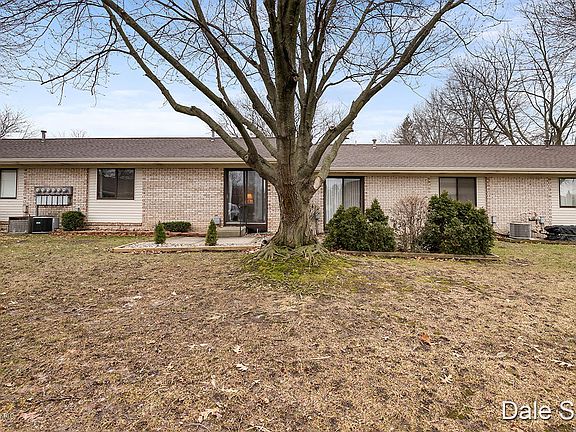 3rd image of 3193 Beechnut Ln #10