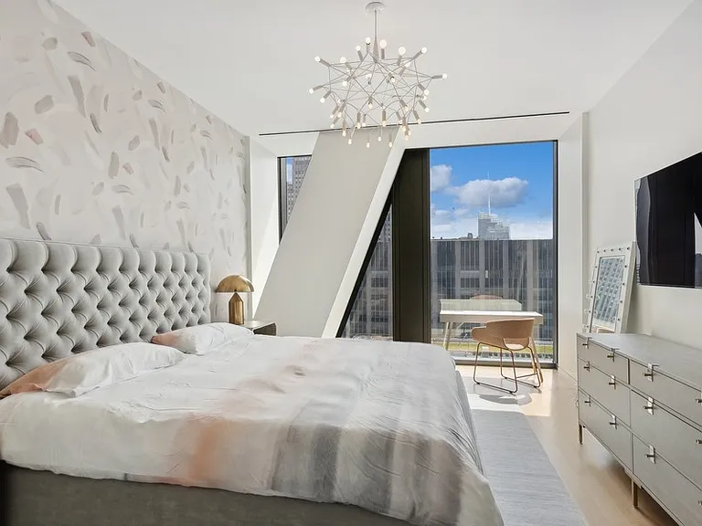 53 W 53rd St #52B — Photo 7