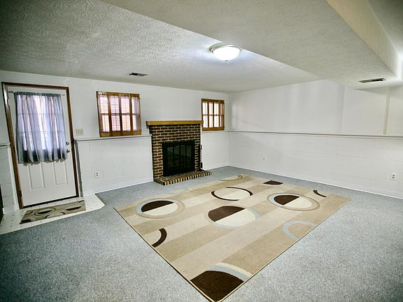 4th image of 5653 Tamarack Blvd
