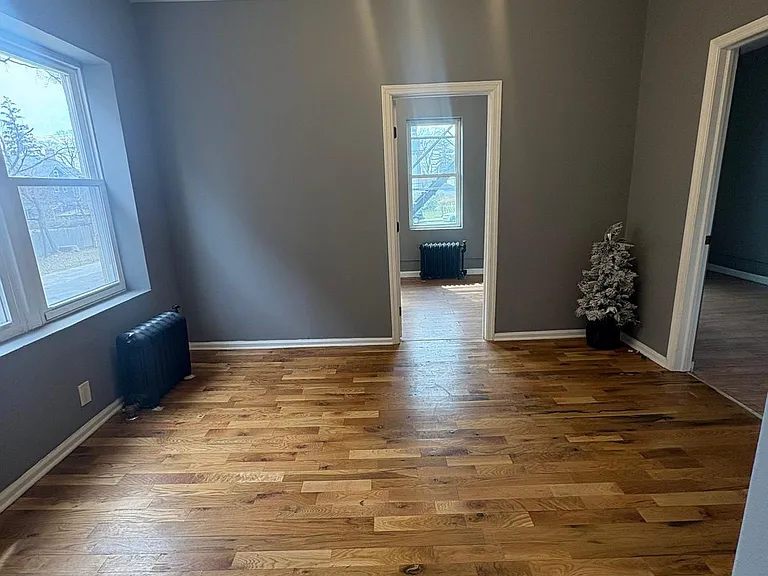 717 Arlington Ave #2B — Photo 3