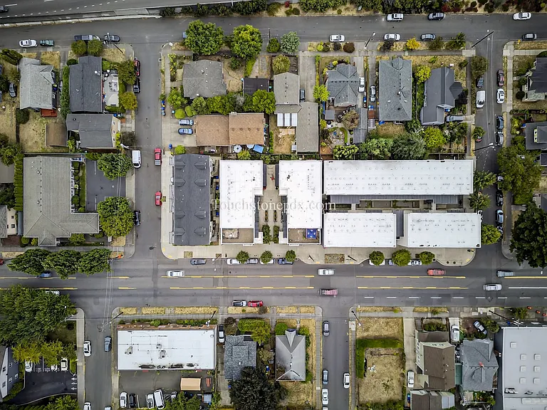 Tabor Terrace — Photo 15