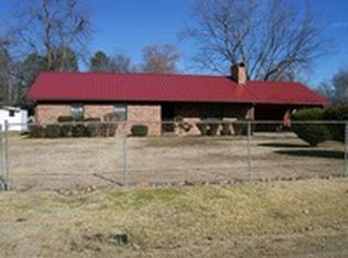 216 Ellis St, Stamps, AR 71860
