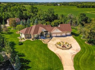 20081 Hunters Rdg, Rogers, MN 55374