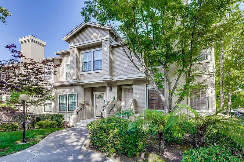 1st image of 947 La Mesa Ter Unit A