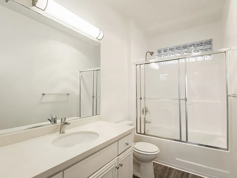 2245 Beverly Glen — Photo 56