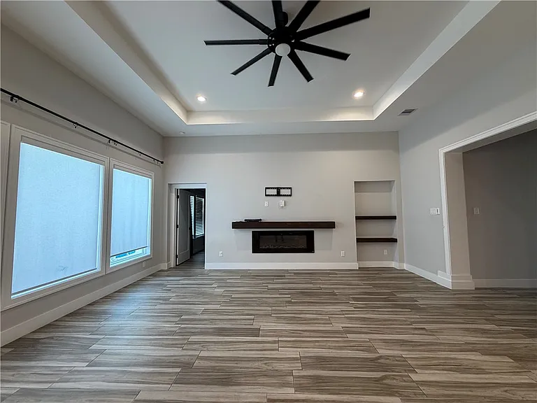 15521 Dyna St — Photo 13