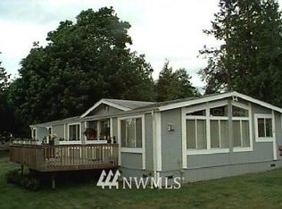 875 S Eventide Ln, Coupeville, WA 98239