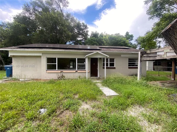 705 Temple Ave, Orange City, FL 32763