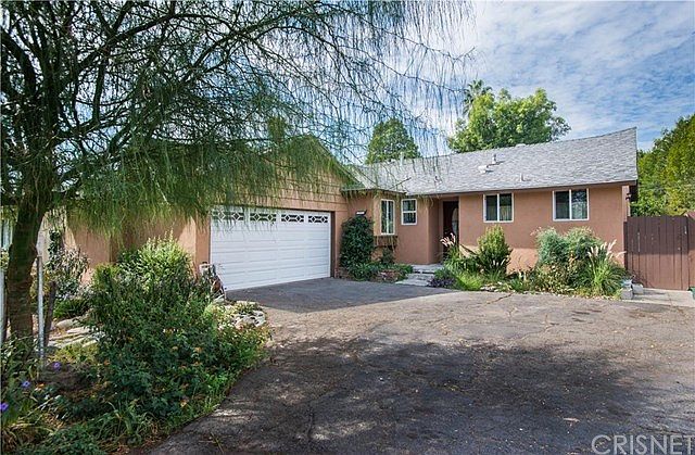 1st image of 6843 Bianca Ave