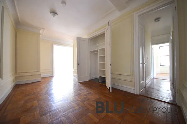 Rented by BLU Real Estate | media 18