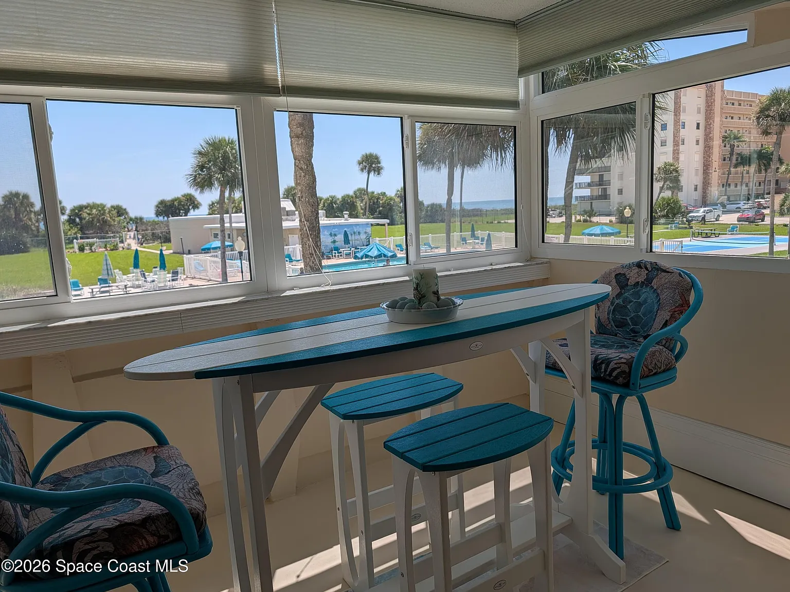 2 bed, 2.0 bath, 912 sqft, $3,000 — Photo 3