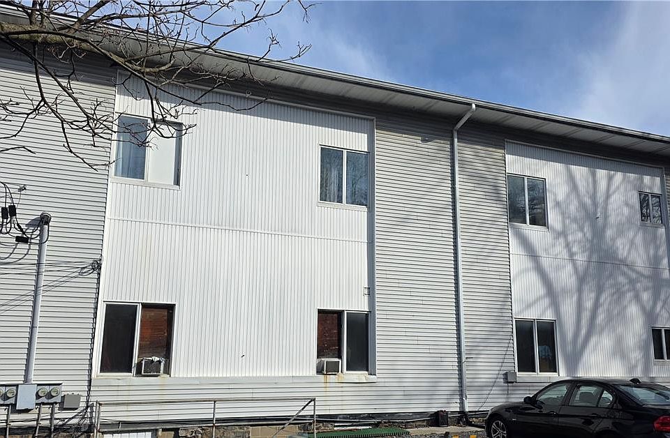 1st image of 110 Miller St
