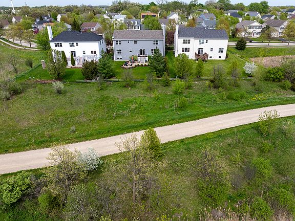 2nd image of 2258 Trailside Ln