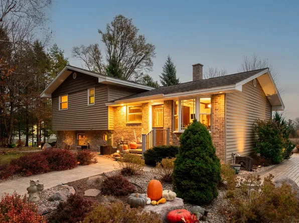 N700 S P3 Ln, Menominee, MI 49858