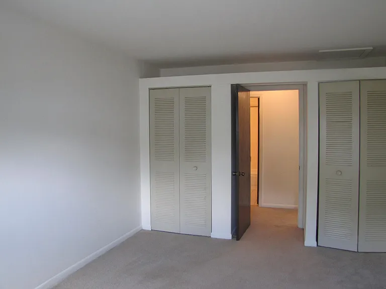 801 Washington St #11 — Photo 10
