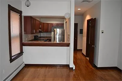 109 Wethersfield Ave — Photo 4