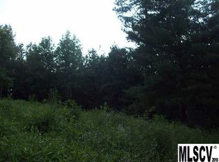 6161 Venice Ct, Hickory, NC 28601