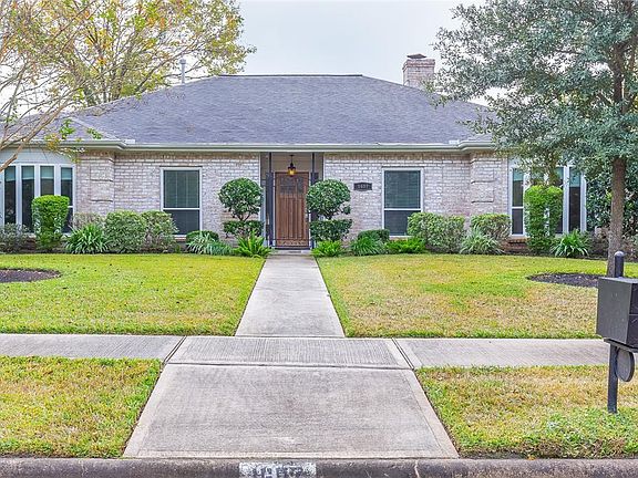 2nd image of 1607 Mossy Stone Dr