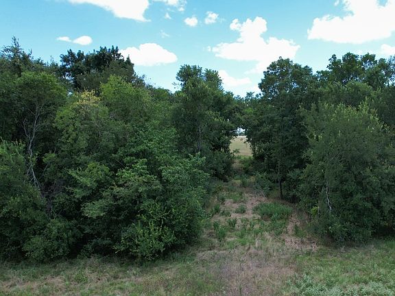 5th image of 416 County Road 182