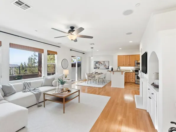 1215 Highbluff Ave, San Marcos, CA 92078