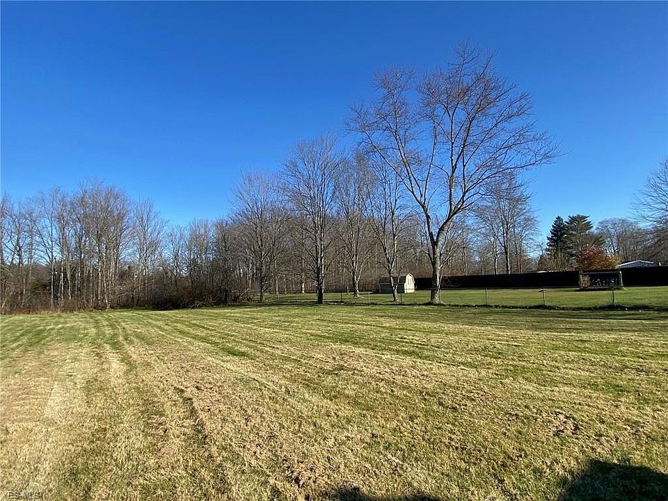 2nd image of 35855 Timberlane Dr