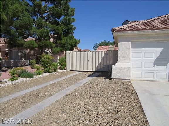 2nd image of 4576 Cielo Ln