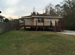 9023 Niagra St, Bay Saint Louis, MS 39520