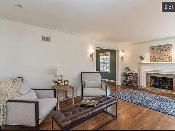 5th image of 5915 Catalina St