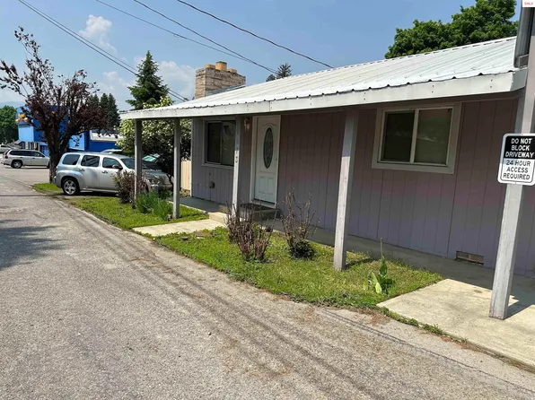 6873 Hillside Aly, Bonners Ferry, ID 83805