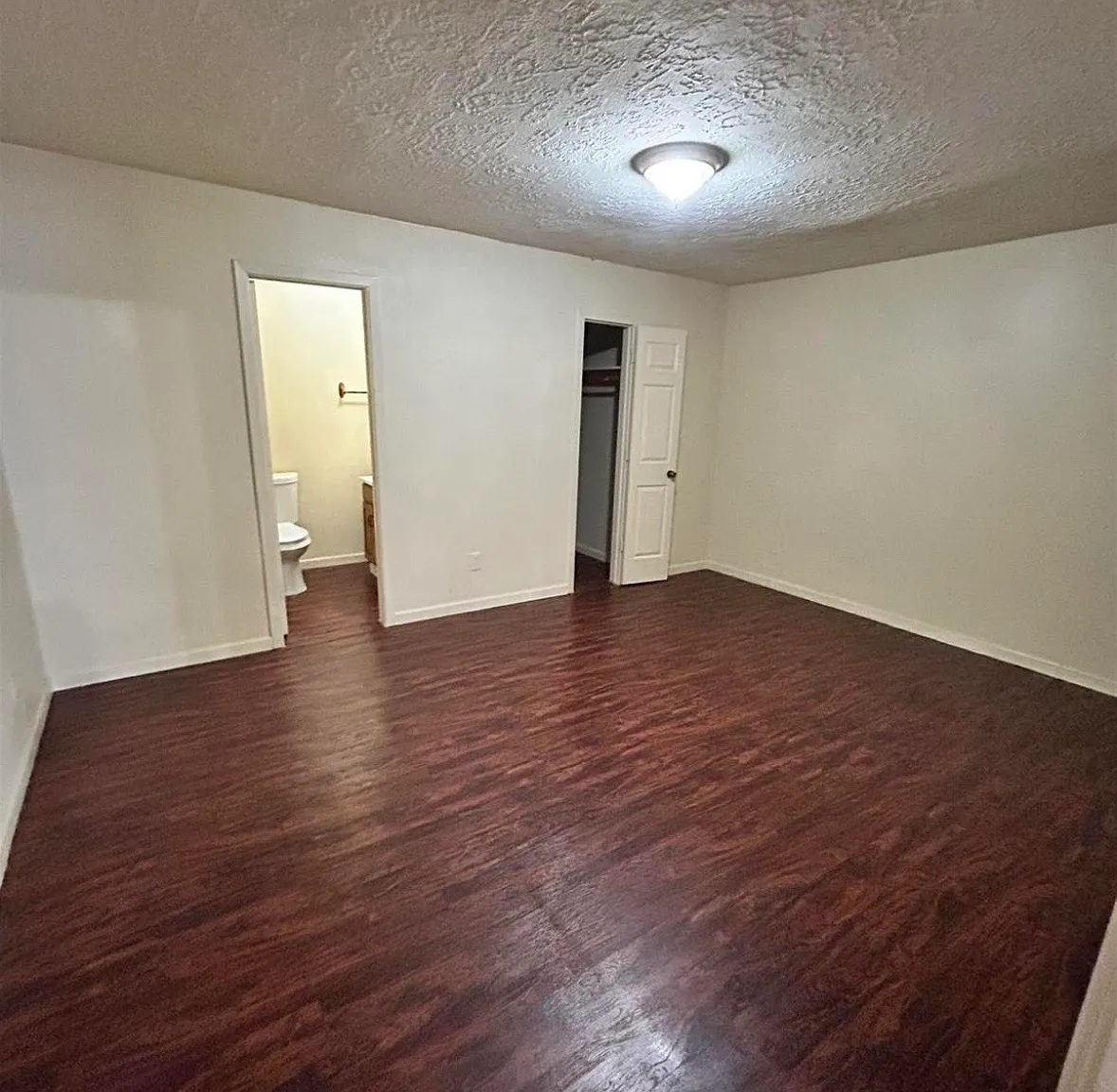 6300 College St — Photo 2