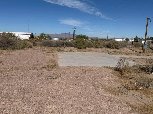 2380 Tulip Dr NE, Deming, NM 88030